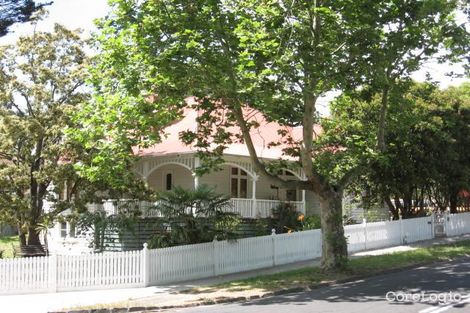 2 Chatham Rd, Canterbury, VIC 3126