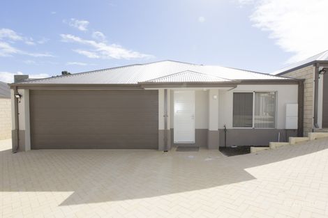 2/8 Montrose Way, Nollamara, WA 6061