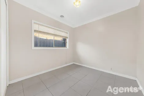 Property photo of 2/17 McLaughlan Avenue Eumemmerring VIC 3177