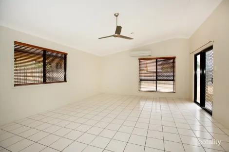 Property photo of 74 Estuary Parade Douglas QLD 4814