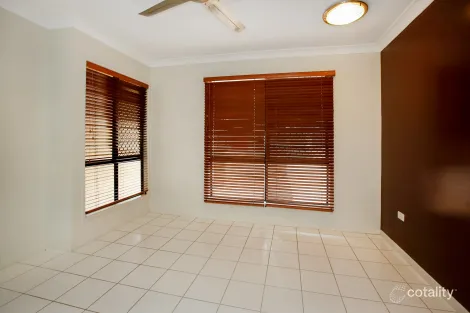 Property photo of 74 Estuary Parade Douglas QLD 4814