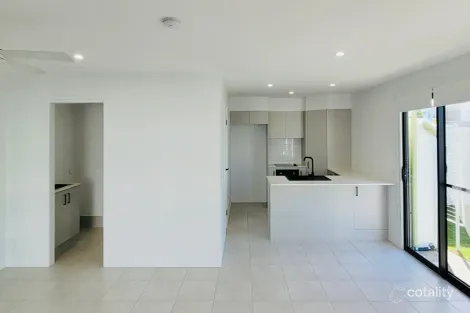 Property photo of 43 Clarence Way Nirimba QLD 4551