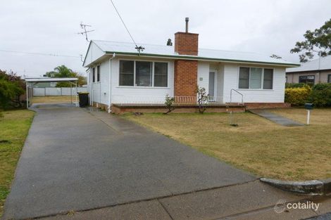 17 Cambridge St, South Tamworth, NSW 2340