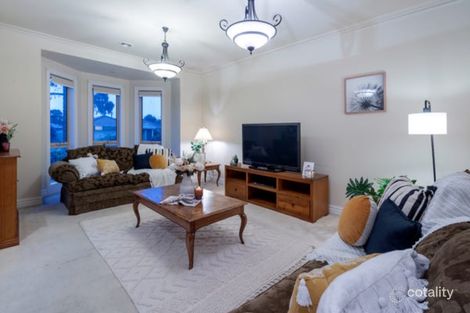 Property photo of 6 Farnham Court Craigieburn VIC 3064
