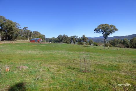 383 Nug Nug Rd, Buffalo River, VIC 3737