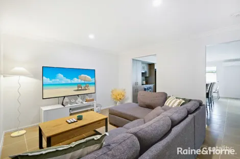 Property photo of 4 Gunbar Way Nowra NSW 2541