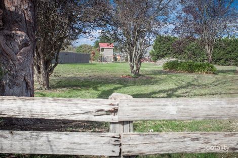 16 Roger St, Romsey, VIC 3434