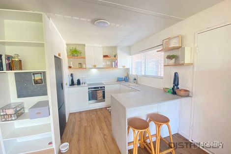 Property photo of 8/34 Coolangatta Road Coolangatta QLD 4225