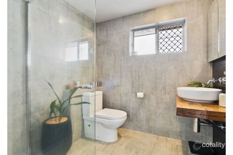 Property photo of 2/97 Nobby Parade Miami QLD 4220