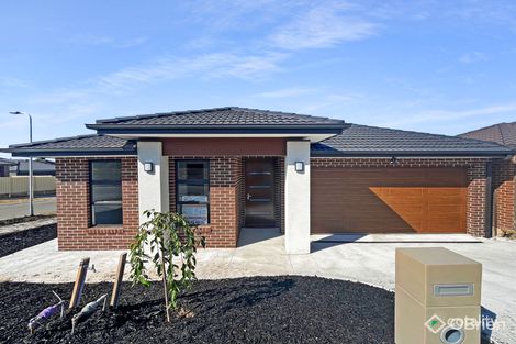 44 Sampson Dr, Pakenham, VIC 3810