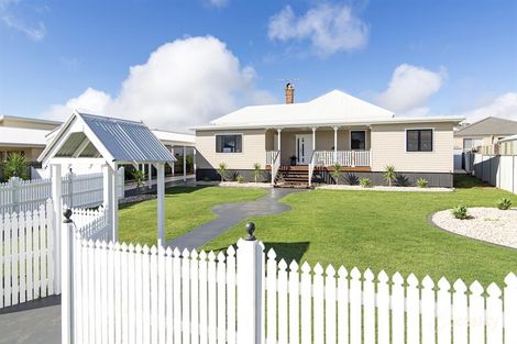 4 Bridget Ct, Middle Ridge, QLD 4350