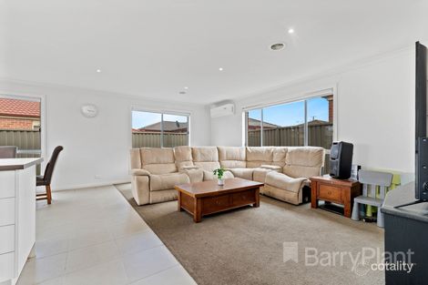Property photo of 8 Oscar Drive Sebastopol VIC 3356