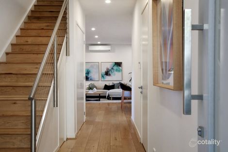 Property photo of 18 Clarence Street Bentleigh East VIC 3165