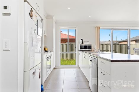 Property photo of 8 Oscar Drive Sebastopol VIC 3356