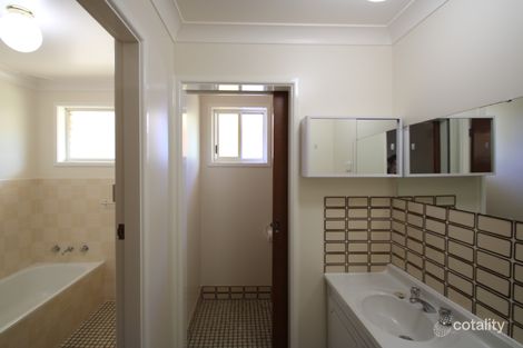 Property photo of 4 Matthews Avenue Orange NSW 2800
