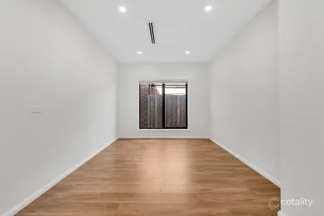 Property photo of 90 Newbridge Boulevard Wallan VIC 3756