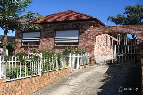Property photo of 304 Roberts Road Greenacre NSW 2190