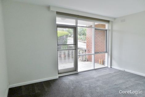 Property photo of 1/176 Lower Heidelberg Road Ivanhoe East VIC 3079