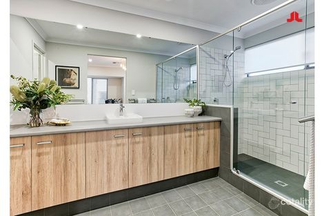 Property photo of 7 Tamblyn Place Wellard WA 6170