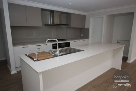 121 Armoury Rd, Jordan Springs, NSW 2747