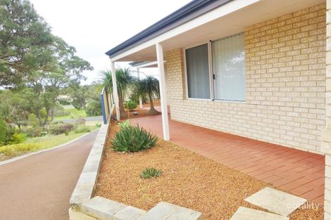 Property photo of 2A University Close College Grove WA 6230