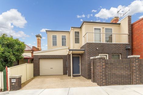 10 Breen St, Quarry Hill, VIC 3550