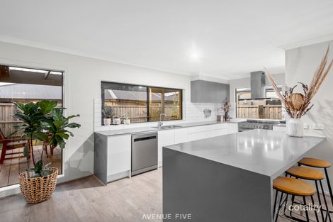 Property photo of 65 Cabane Circuit Mount Duneed VIC 3217