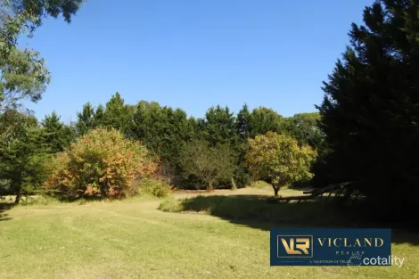 Property photo of 210 Cookes Road Doreen VIC 3754