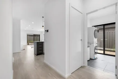 Property photo of 18 Stephmarie Road Angle Vale SA 5117