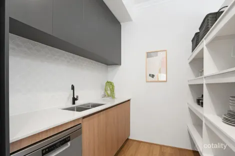 Property photo of 8 Entwistle Way Aveley WA 6069