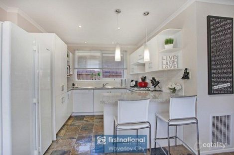 Property photo of 24 Mowbray Drive Wantirna South VIC 3152