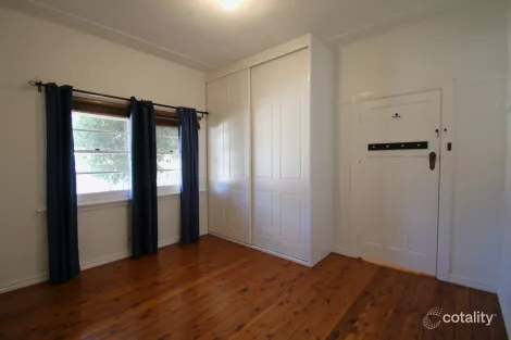 Property photo of 64 Edward Street Orange NSW 2800