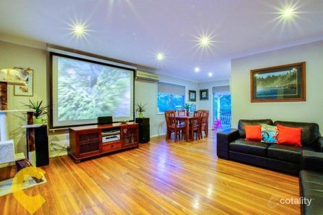 Property photo of 3 Dya Place Ferny Hills QLD 4055