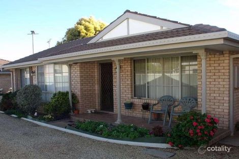 2/35 Vaux St, Cowra, NSW 2794