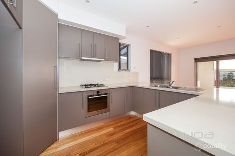 Property photo of 17 Georgia Crescent Werribee VIC 3030