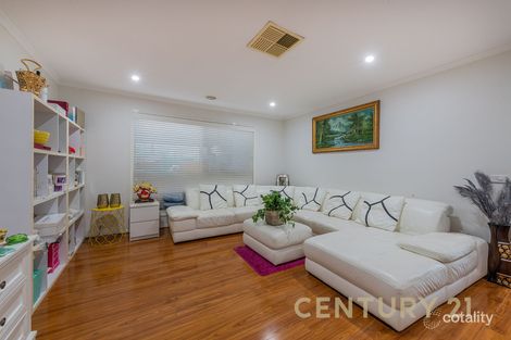 Property photo of 115 Hutchinson Drive Lynbrook VIC 3975