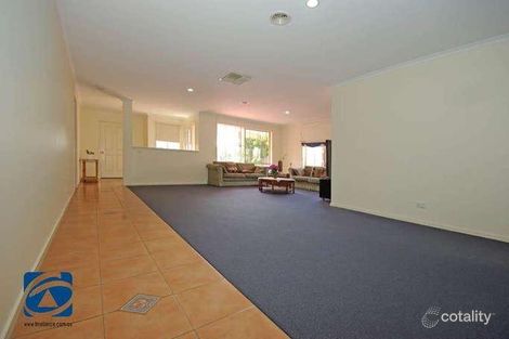 Property photo of 21 Astley Wynd Lynbrook VIC 3975