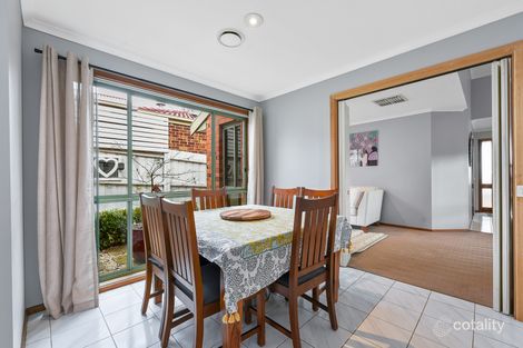 Property photo of 33 Lawrence Drive Berwick VIC 3806