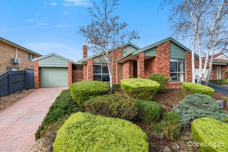 Property photo of 33 Lawrence Drive Berwick VIC 3806