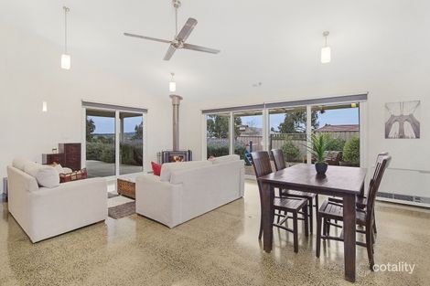 Property photo of 90 Belleview Drive Sunbury VIC 3429