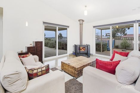 Property photo of 90 Belleview Drive Sunbury VIC 3429