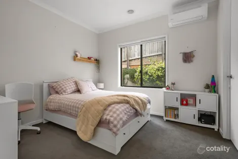 Property photo of 56 Couzens Lane Romsey VIC 3434