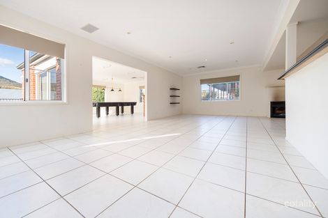 Property photo of 10 Stanstead Close Scone NSW 2337