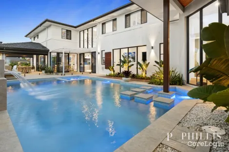 Property photo of 2566 Cressbrook Drive Hope Island QLD 4212