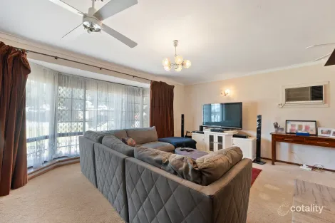 Property photo of 25 Mainsail Crescent Waikiki WA 6169