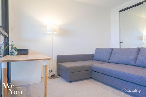 Property photo of 2402/8 Pearl River Road Docklands VIC 3008