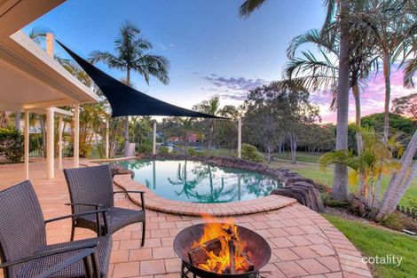 Property photo of 2 Quetta Close Carindale QLD 4152