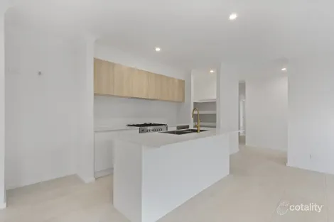 Property photo of 19 Persimmon Parkway Thrumster NSW 2444