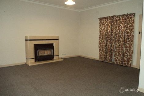 Property photo of 2 Hughes Parade Reservoir VIC 3073