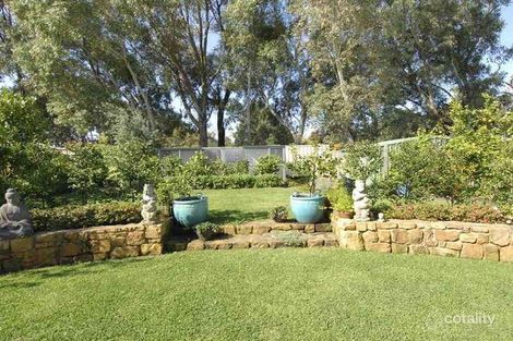 12 Greenwich Pde, Canning Vale, WA 6155